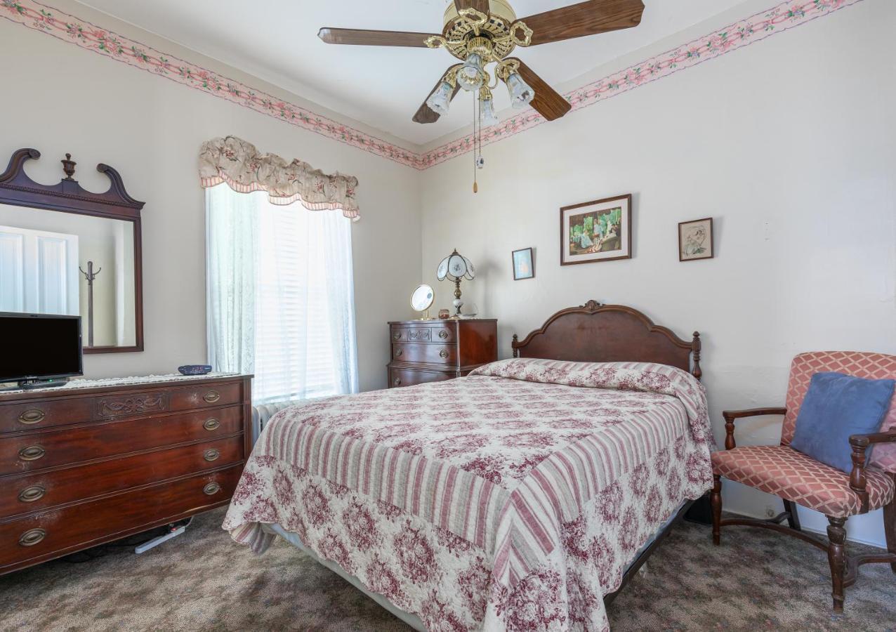 Antoinette'S Apartments & Suites Cape May Kültér fotó